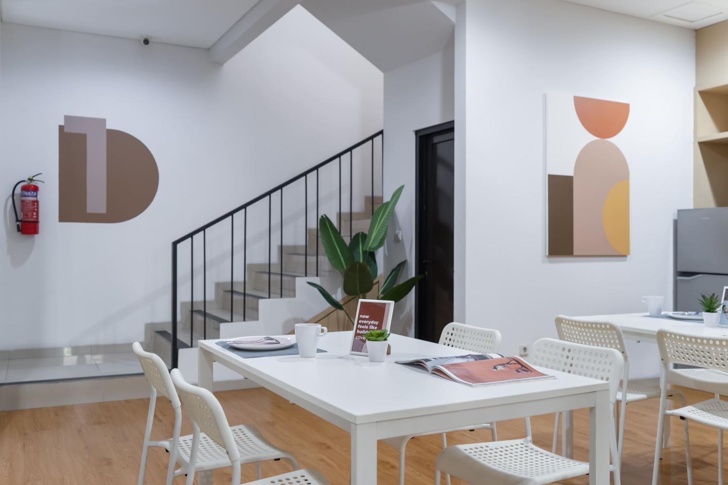 Cove Urooms Panglima Polim Джакарта Екстериор снимка